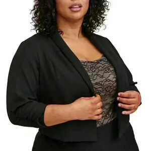 Torrid Studio Luxe Woven Open Front Blazer Deep  Crop Black Women's Plus size 5X